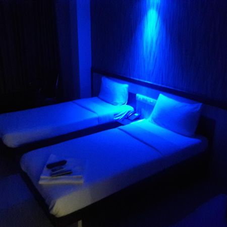Hotel Naivedya Aurangābād Extérieur photo