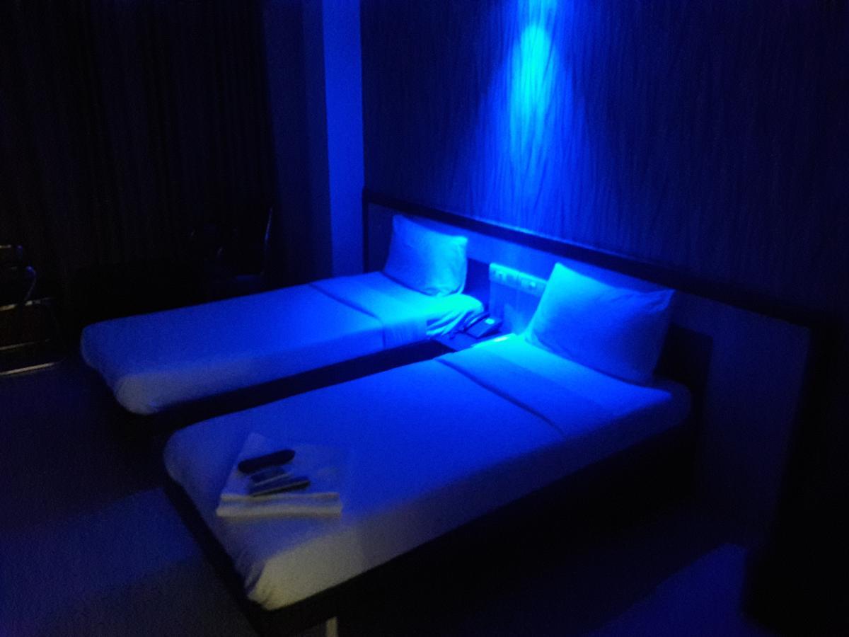 Hotel Naivedya Aurangābād Extérieur photo